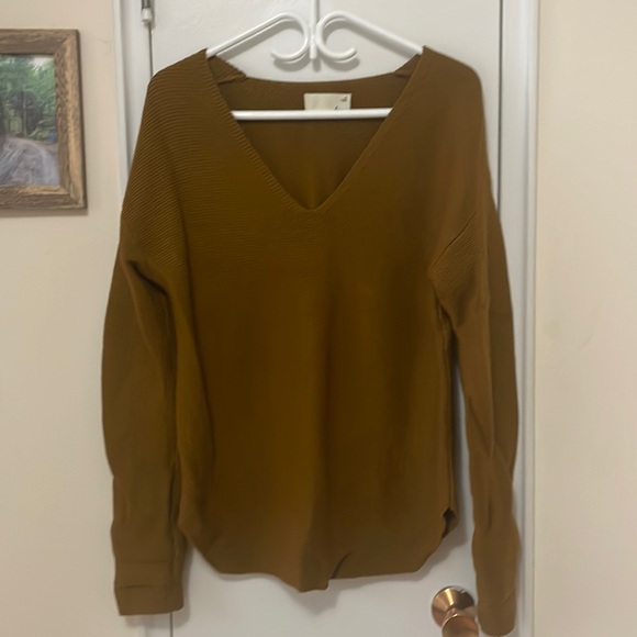 Wilfred Free V-Neck Sweater - Gold (US M) - Picture 1 of 3